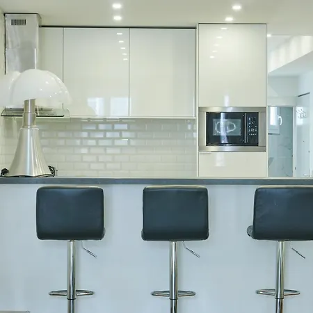 Elysée/fg St Honoré- 2 Piéces De Luxe