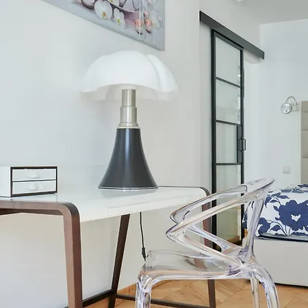 Elysée/fg St Honoré- 2 Piéces De Luxe Paris