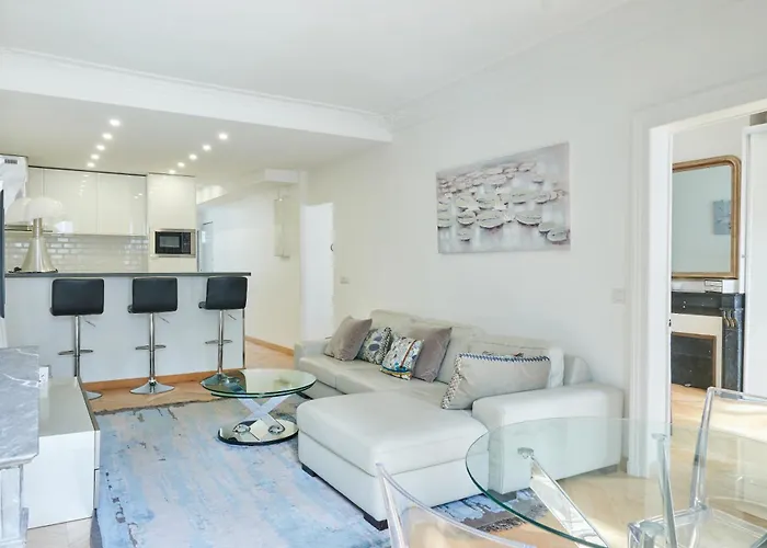 Lejlighed Elysée/fg St Honoré- 2 Piéces De Luxe Paris